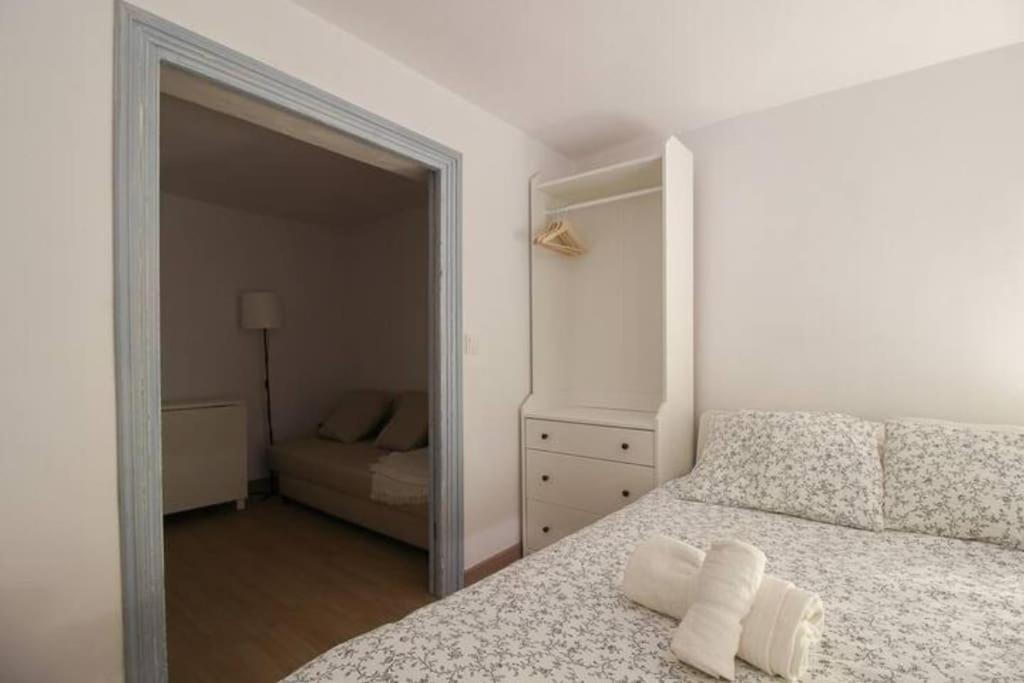 Vivienda En El Centro De Santander Apartment Luaran gambar