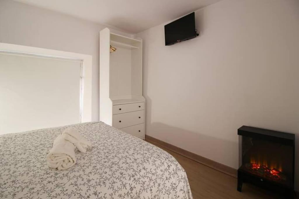 Vivienda En El Centro De Santander Apartment Luaran gambar